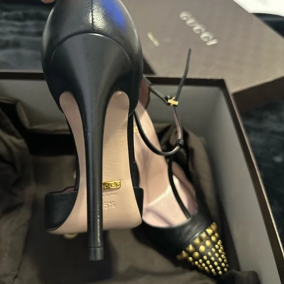 Gucci - Picture 3 of 4